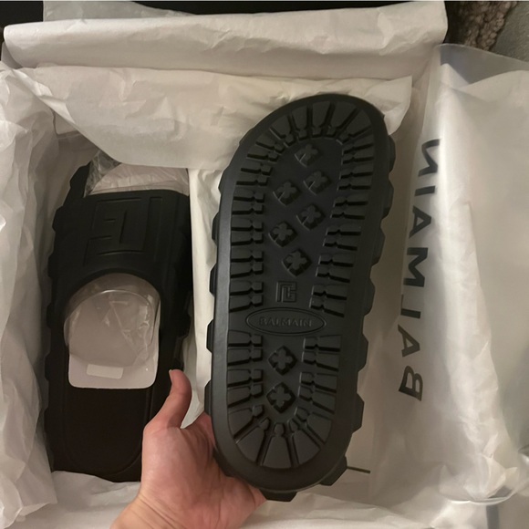 New Balmain Men’s Slide Size 44-45 Black Chunky Sandals - Picture 3 of 12